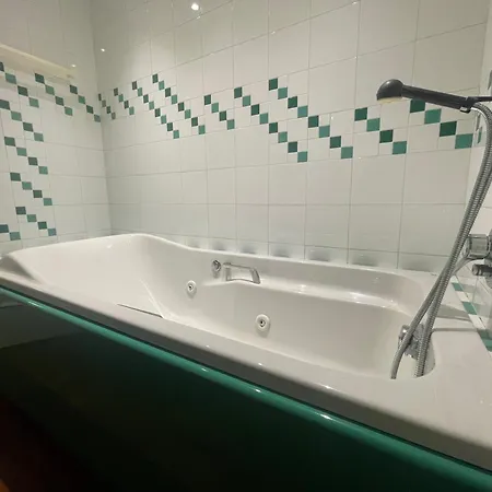 La Volpina - Terrazza In Centro 오바다